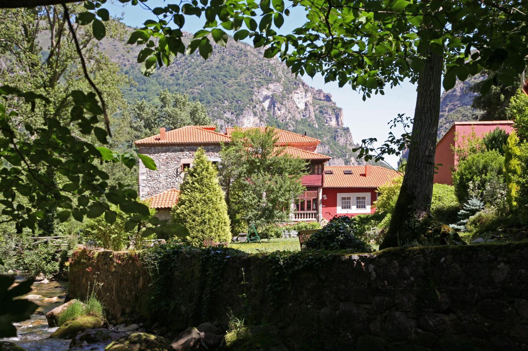 Hotel Y Ar Palacio Florez Estrada Genestoso Exterior photo