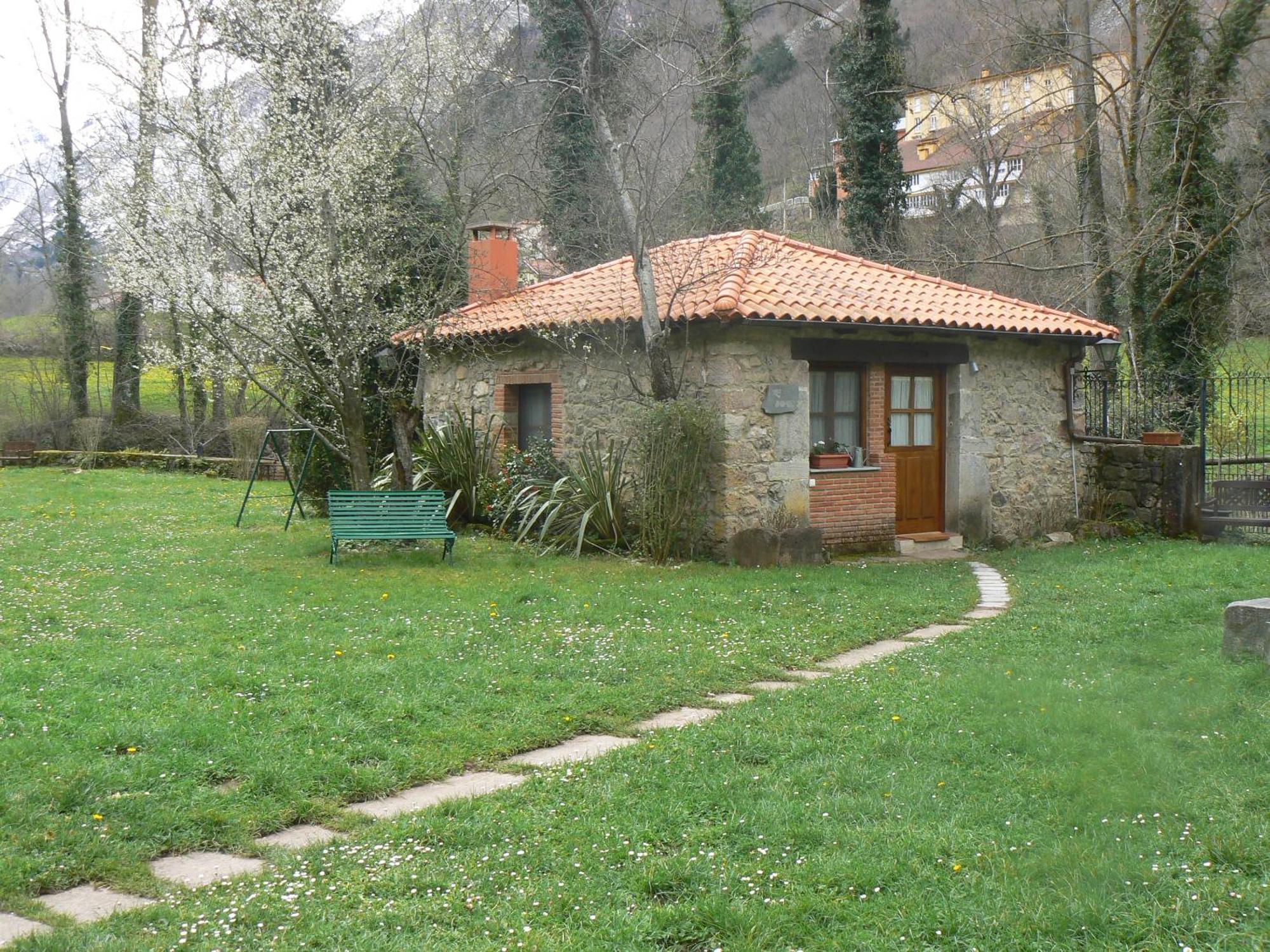 Hotel Y Ar Palacio Florez Estrada Genestoso Exterior photo